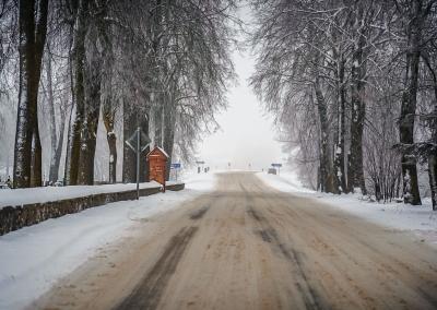 Kelius padeda valyti ir žemdirbiai. Jūsų Panevėžys nuotr.